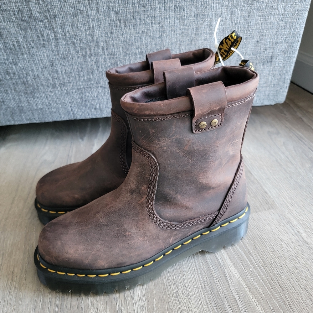 Dr. Martens Dark Anistone LO Boots